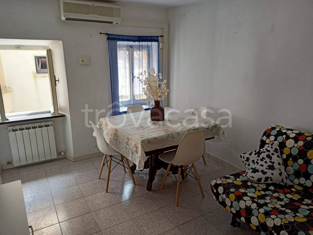 appartamento in vendita a Carrodano in zona Mattarana