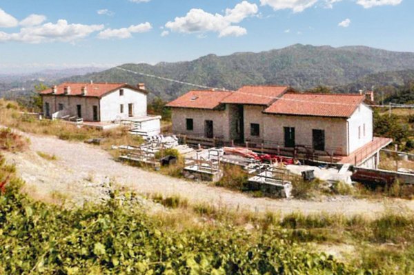 terreno agricolo in vendita a Carrodano in zona Mattarana