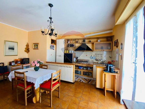 appartamento in vendita a Carrodano in zona Carrodano Superiore