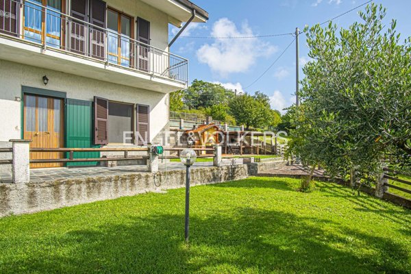 casa indipendente in vendita a Carrodano