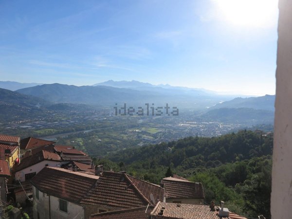 appartamento in vendita a Carrodano