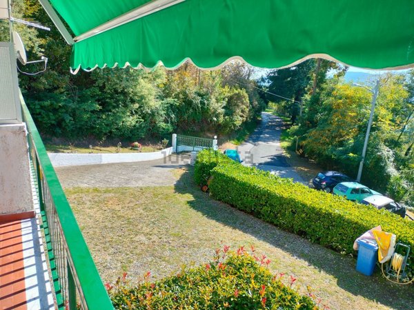 appartamento in vendita a Carrodano in zona Mattarana