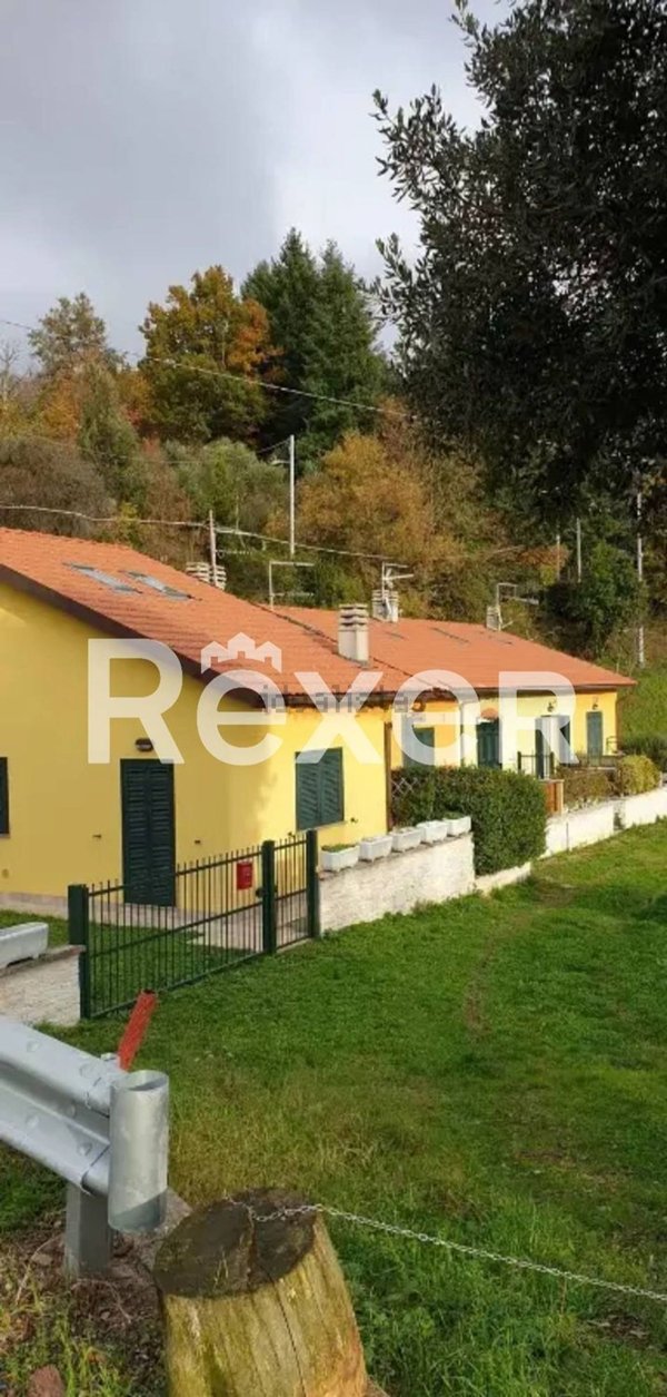 casa indipendente in vendita a Carrodano