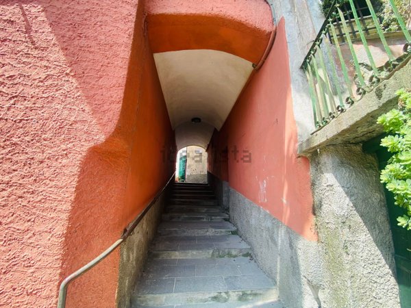 casa semindipendente in vendita a Carrodano