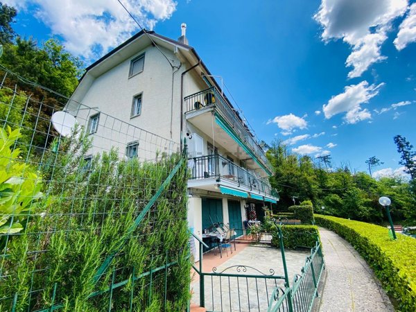 appartamento in vendita a Carrodano in zona Mattarana