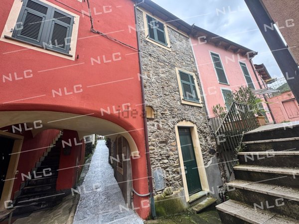 appartamento in vendita a Carrodano