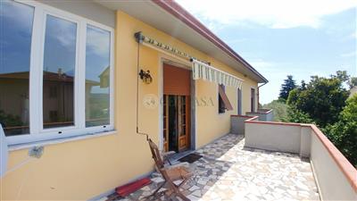casa indipendente in vendita a Castelnuovo Magra in zona Molicciara