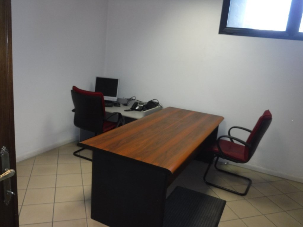 ufficio in vendita a Castelnuovo Magra in zona Molicciara