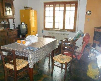 casa indipendente in vendita a Castelnuovo Magra