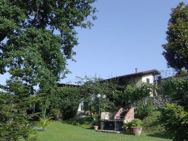 casa indipendente in affitto a Castelnuovo Magra in zona Palvotrisia