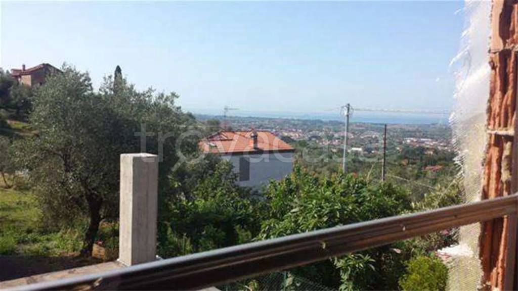 appartamento in vendita a Castelnuovo Magra