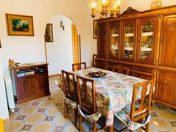 casa indipendente in vendita a Castelnuovo Magra in zona Molicciara