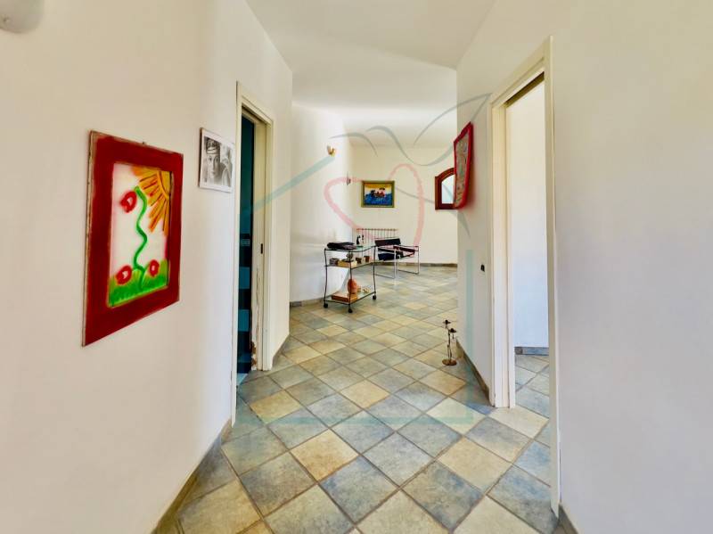 casa indipendente in vendita a Castelnuovo Magra in zona Molicciara