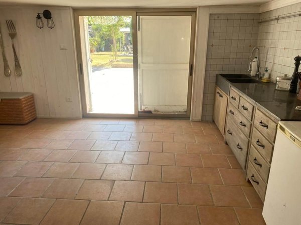 casa indipendente in vendita a Castelnuovo Magra in zona Molicciara