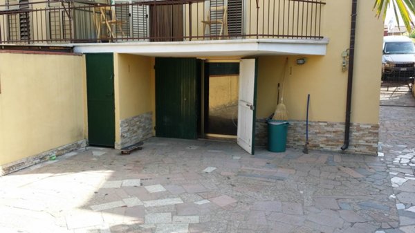 casa indipendente in vendita a Castelnuovo Magra in zona Molicciara