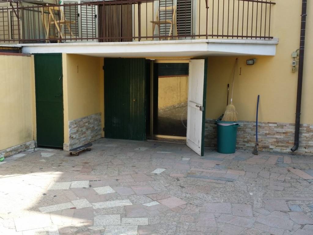casa indipendente in vendita a Castelnuovo Magra in zona Molicciara