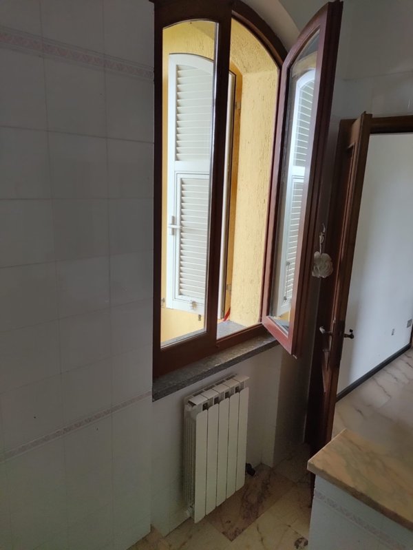 casa indipendente in vendita a Castelnuovo Magra