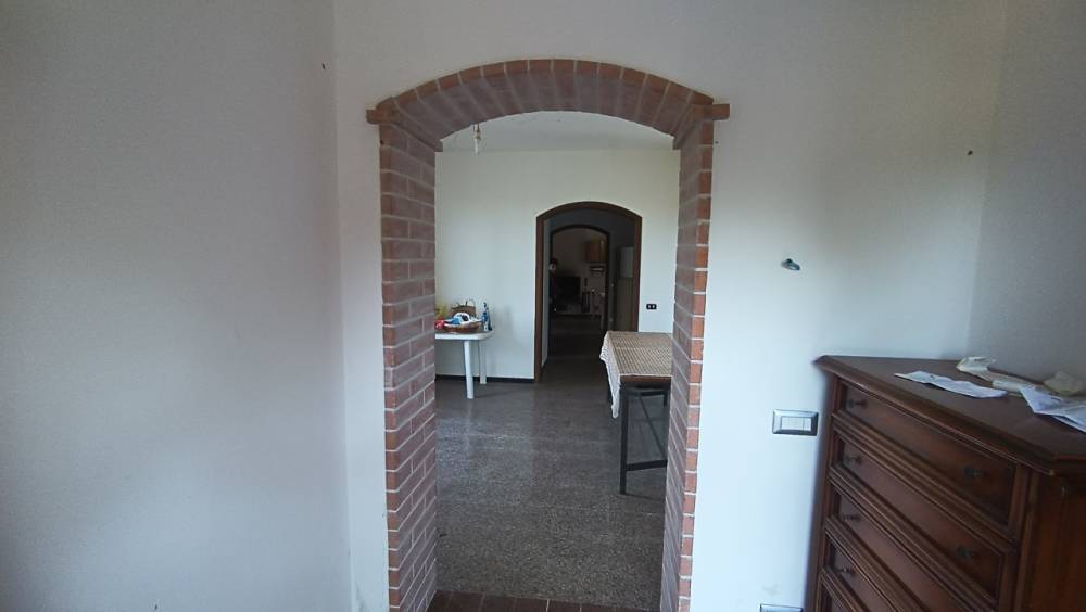 casa indipendente in vendita a Castelnuovo Magra