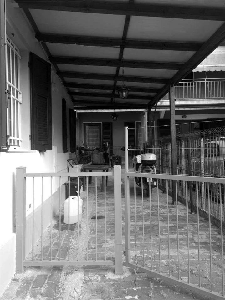 casa indipendente in vendita a Castelnuovo Magra in zona Vallecchia