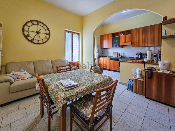 casa indipendente in vendita a Castelnuovo Magra