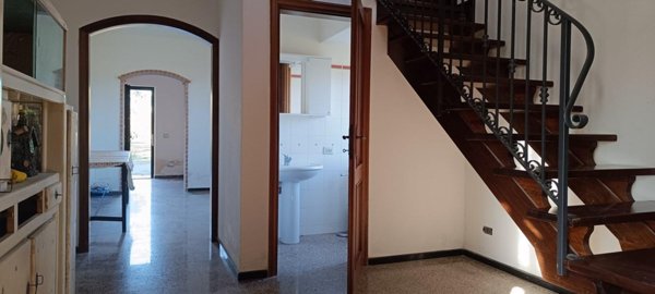 casa indipendente in vendita a Castelnuovo Magra in zona Molicciara