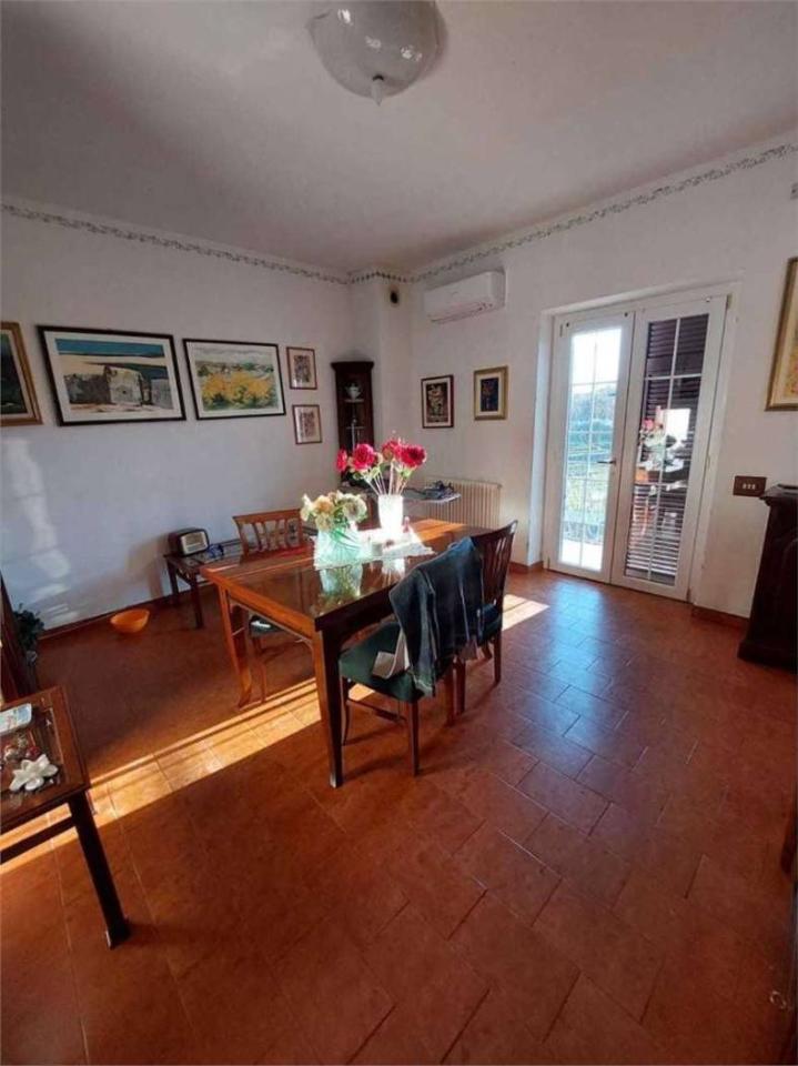 casa indipendente in vendita a Castelnuovo Magra in zona Molicciara