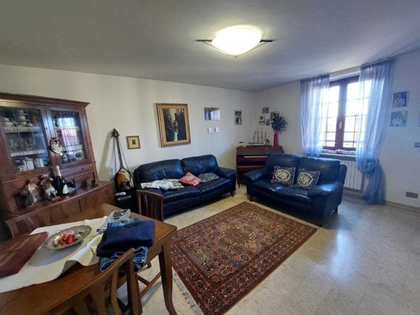 casa indipendente in vendita a Castelnuovo Magra in zona Molicciara