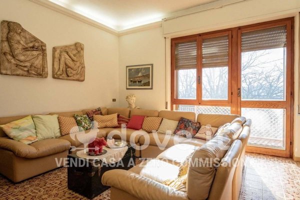 casa indipendente in vendita a Castelnuovo Magra