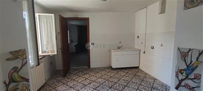 appartamento in vendita a Castelnuovo Magra in zona Molicciara
