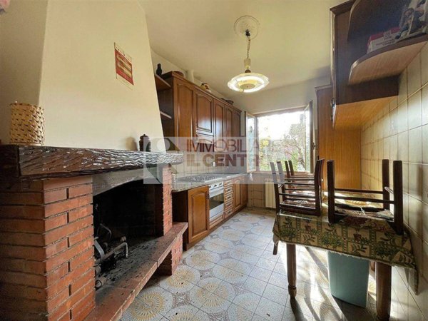 casa indipendente in vendita a Castelnuovo Magra in zona Molicciara