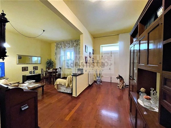 casa indipendente in vendita a Castelnuovo Magra