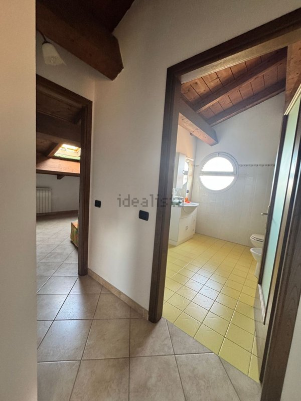 casa indipendente in vendita a Castelnuovo Magra in zona Palvotrisia