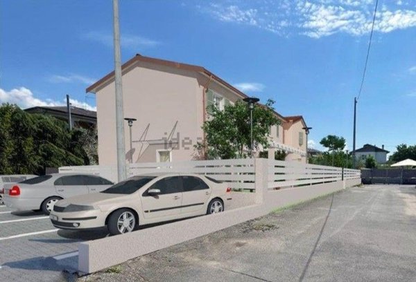 casa indipendente in vendita a Castelnuovo Magra in zona Molicciara