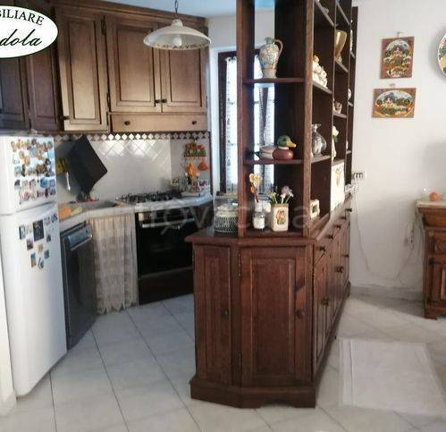 casa indipendente in vendita a Castelnuovo Magra in zona Molicciara