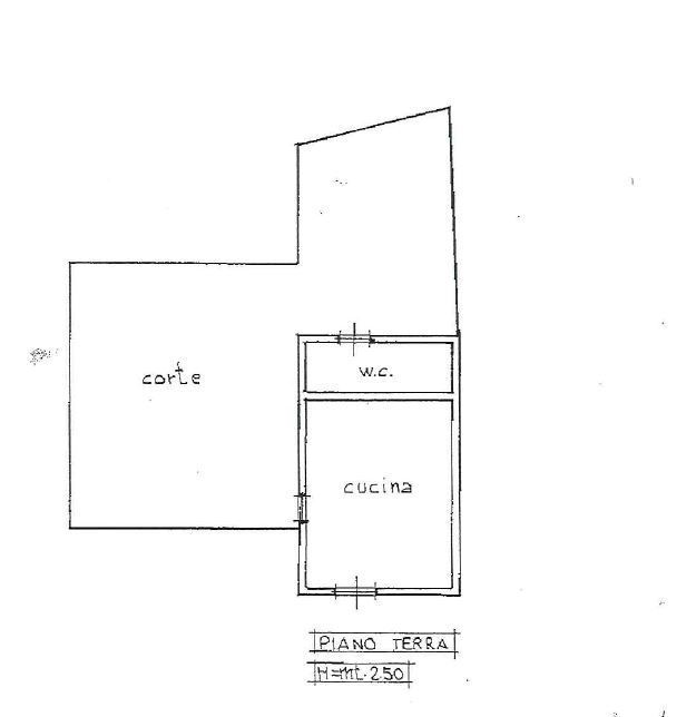 casa indipendente in vendita a Castelnuovo Magra