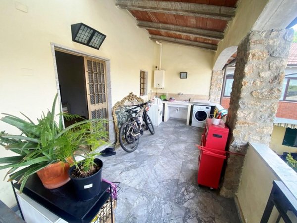 appartamento in vendita a Castelnuovo Magra in zona Palvotrisia