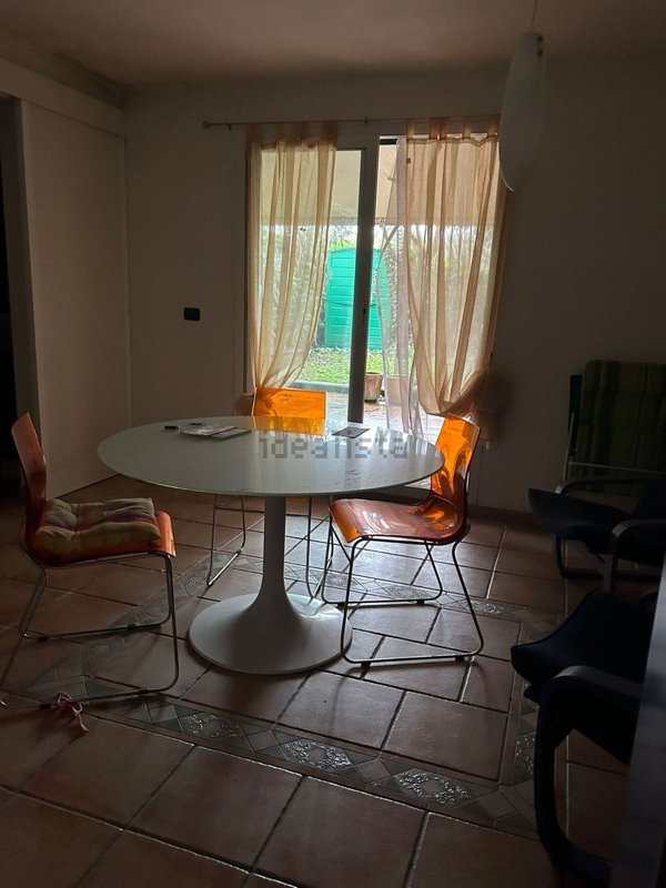 casa indipendente in vendita a Castelnuovo Magra