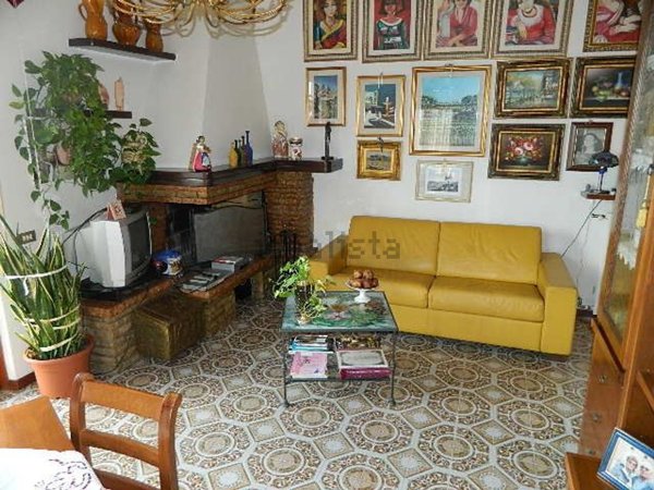appartamento in vendita a Castelnuovo Magra in zona Palvotrisia