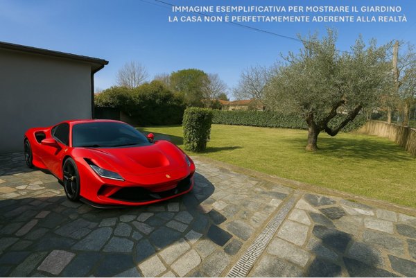 casa indipendente in vendita a Castelnuovo Magra