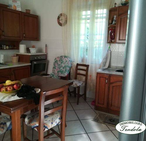 casa indipendente in vendita a Castelnuovo Magra