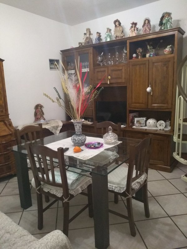 casa indipendente in vendita a Castelnuovo Magra