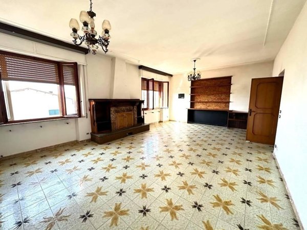 appartamento in vendita a Castelnuovo Magra in zona Colombiera
