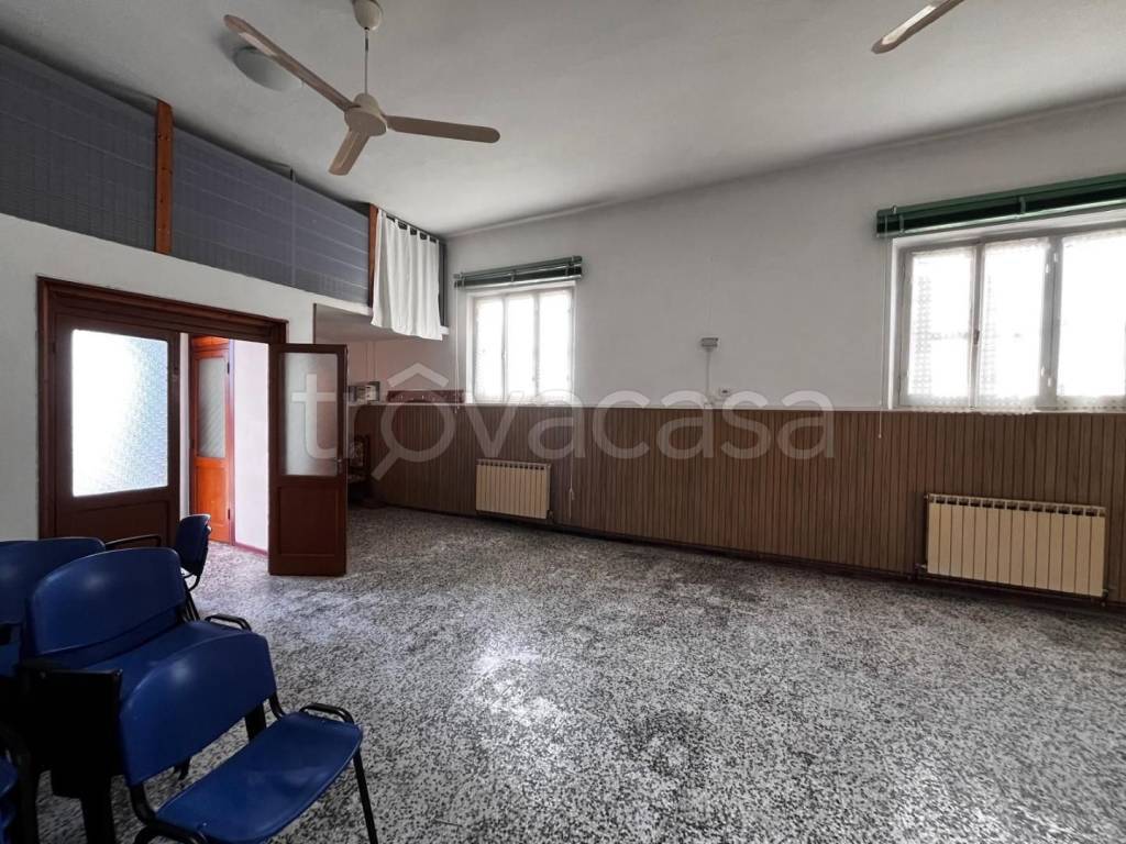 casa indipendente in vendita a Castelnuovo Magra in zona Molicciara