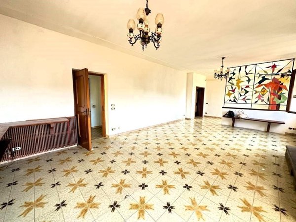 casa semindipendente in vendita a Castelnuovo Magra