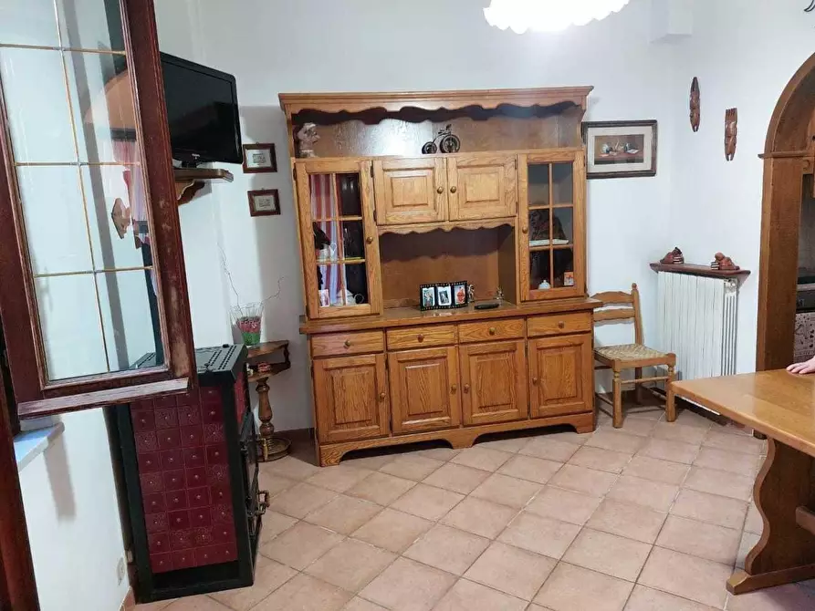 casa semindipendente in vendita a Castelnuovo Magra in zona Colombiera