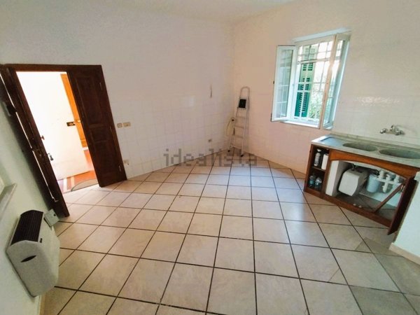 casa indipendente in vendita a Castelnuovo Magra in zona Molicciara