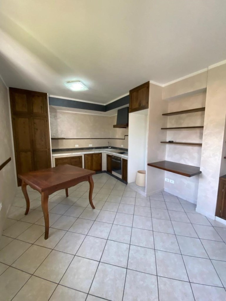 appartamento in vendita a Castelnuovo Magra in zona Colombiera