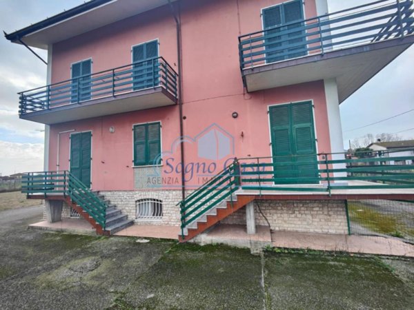 appartamento in vendita a Castelnuovo Magra