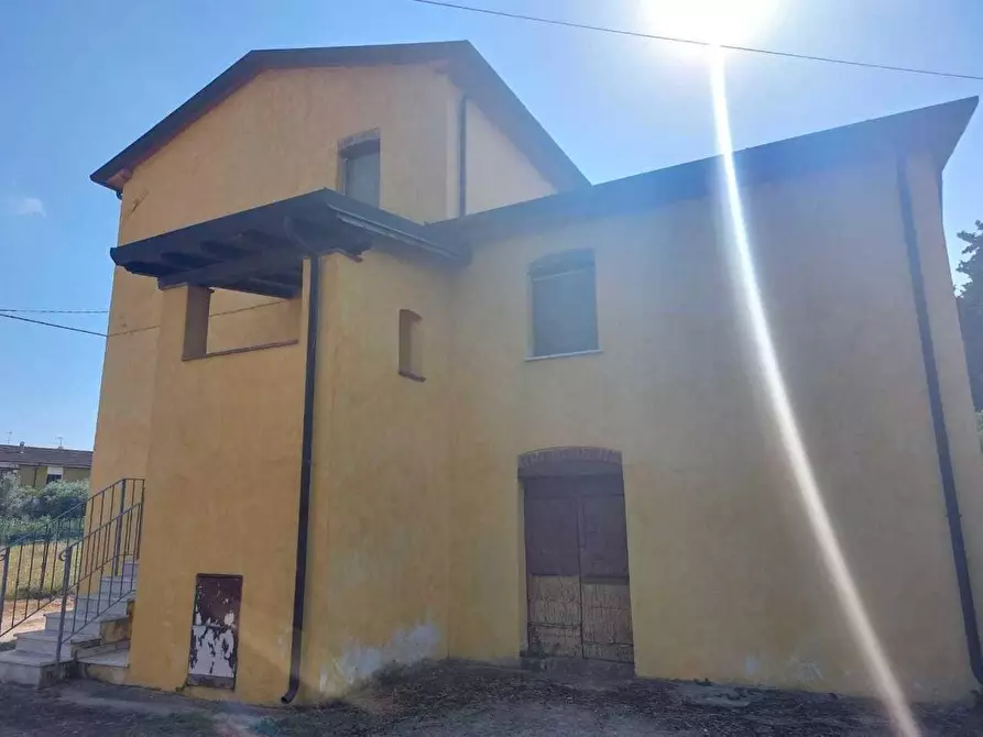 casa indipendente in vendita a Castelnuovo Magra in zona Colombiera