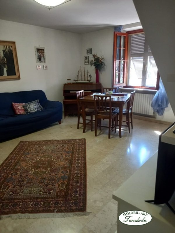 casa indipendente in vendita a Castelnuovo Magra